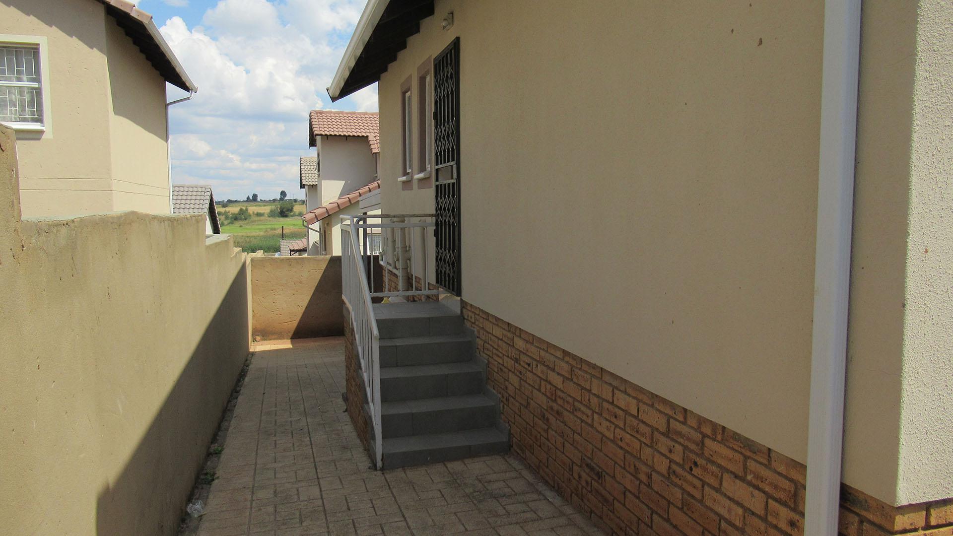 Backyard of property in Witpoortjie