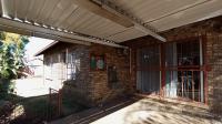 Patio - 20 square meters of property in Highveld