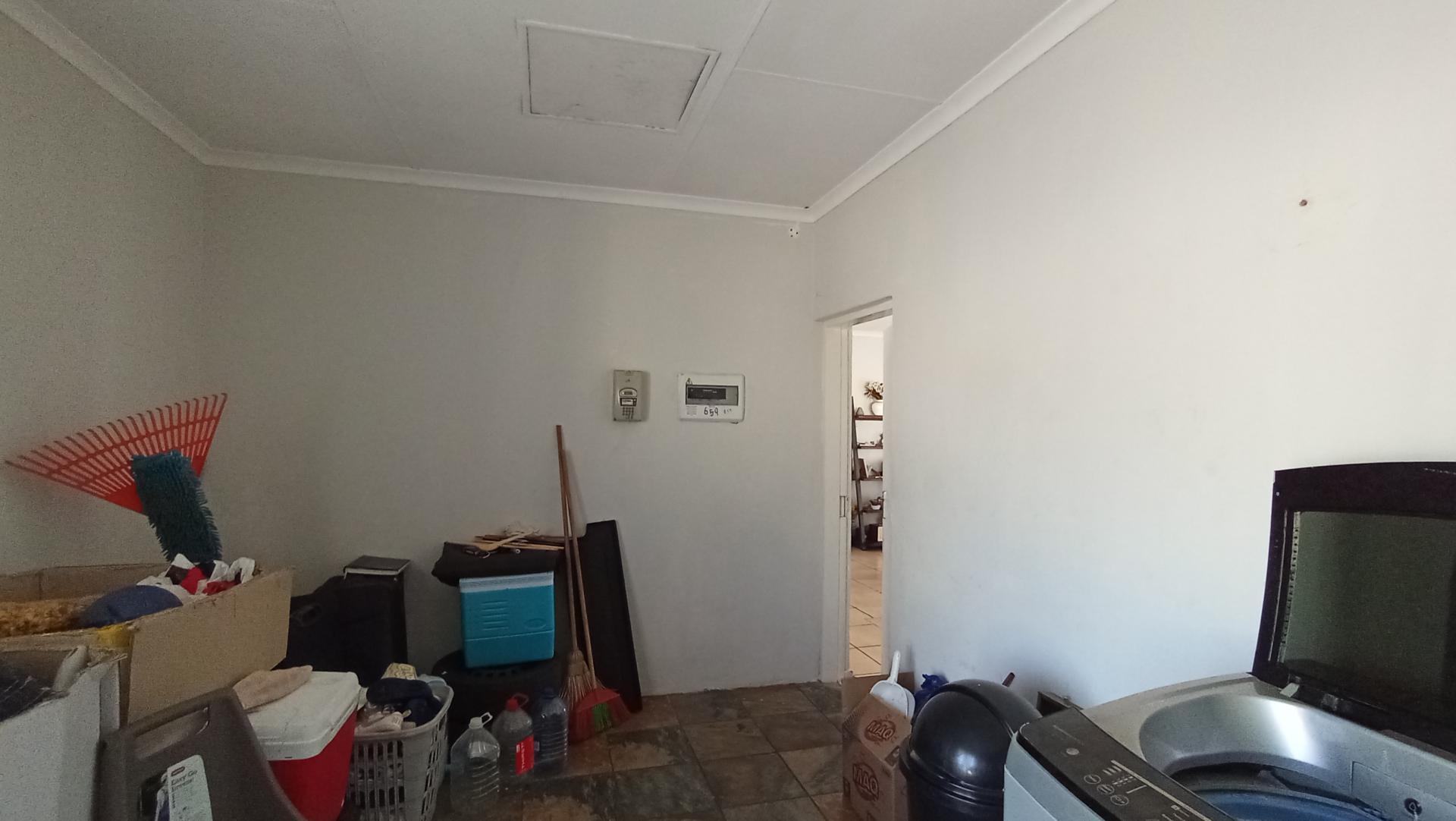 Rooms - 21 square meters of property in Hesteapark