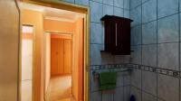 Bathroom 1 - 5 square meters of property in Tsakane