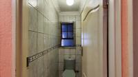 Bathroom 1 - 5 square meters of property in Tsakane