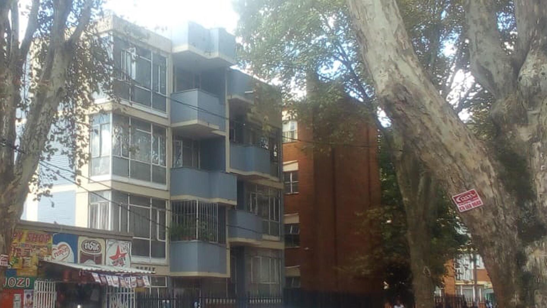 Front View of property in Yeoville