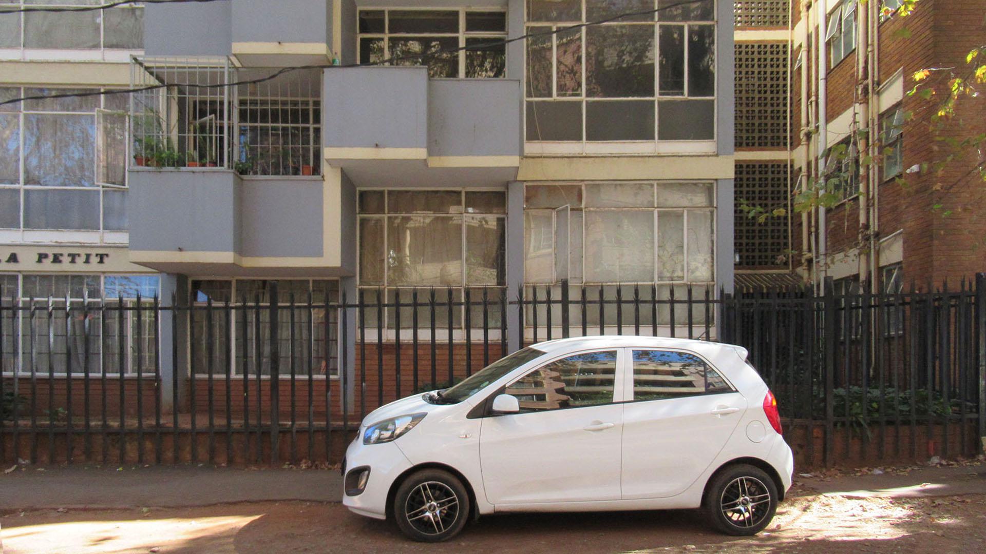 Front View of property in Yeoville