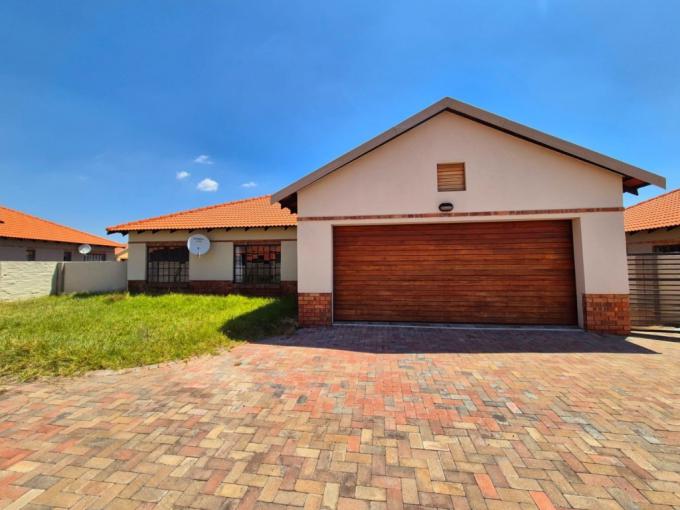 3 Bedroom House for Sale For Sale in Waterval East - MR622802