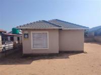 Front View of property in Klarinet