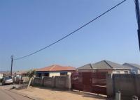 Front View of property in Klarinet