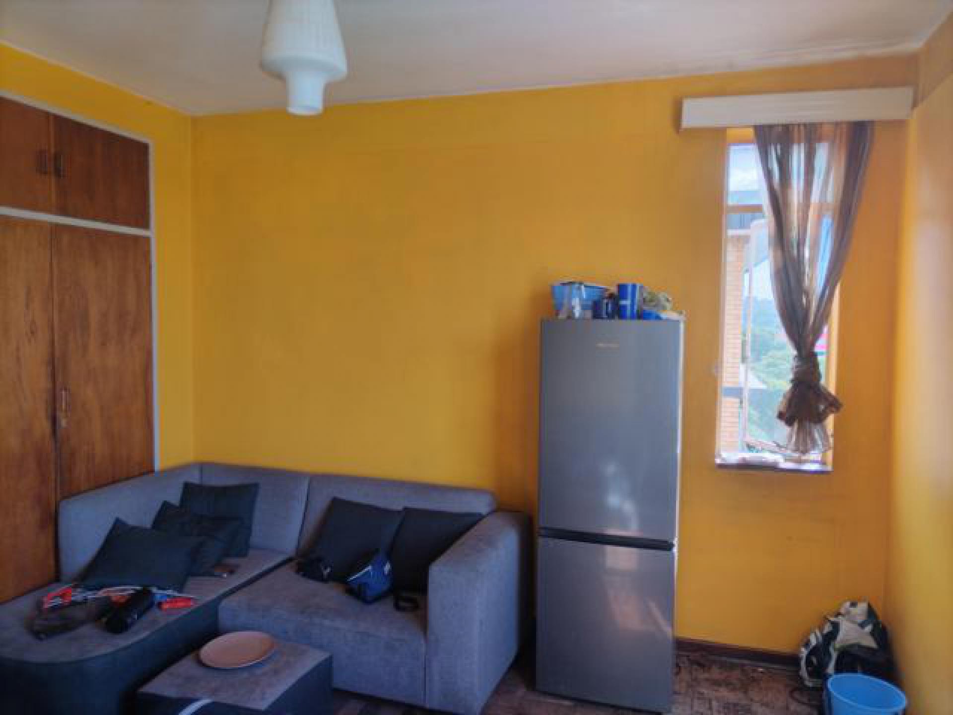 Bed Room 1 of property in Pretoria Central