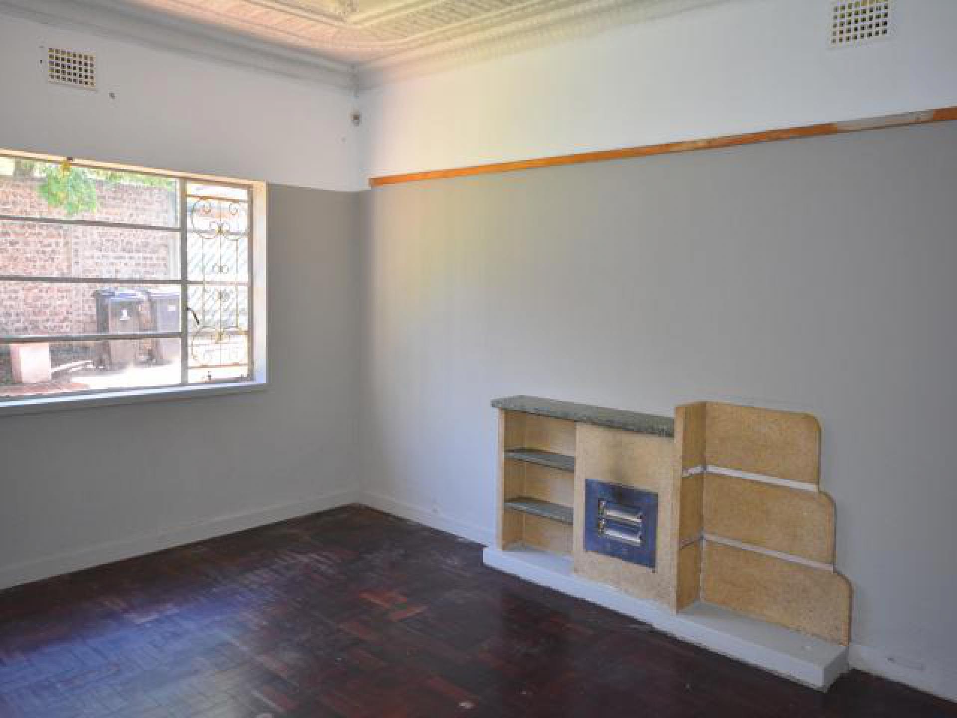 Lounges - 18 square meters of property in Primrose Hill