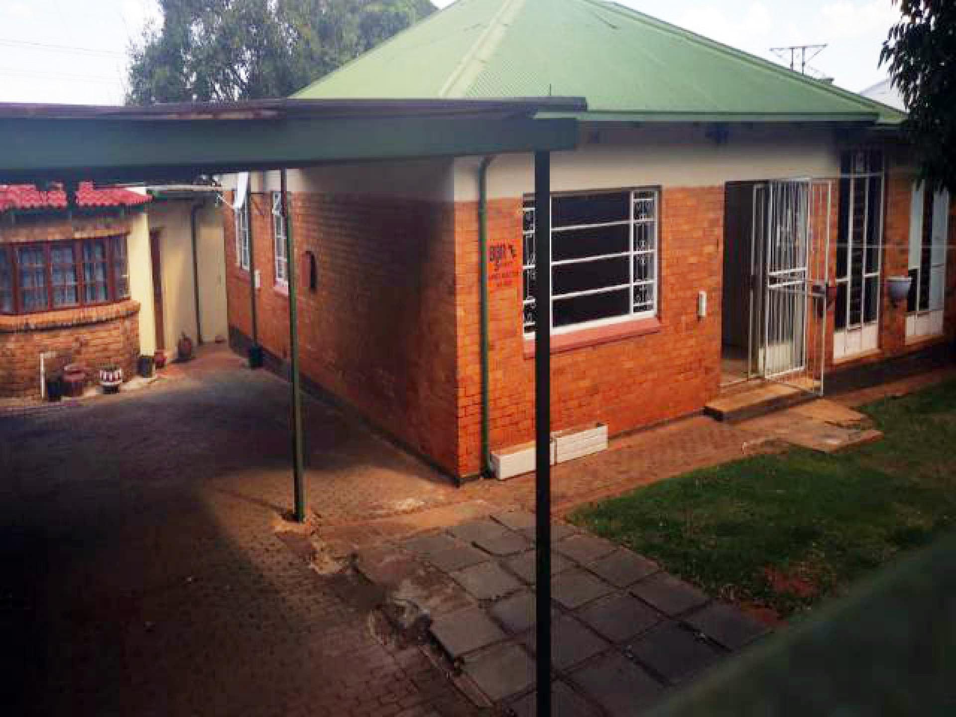 Front View of property in Primrose Hill