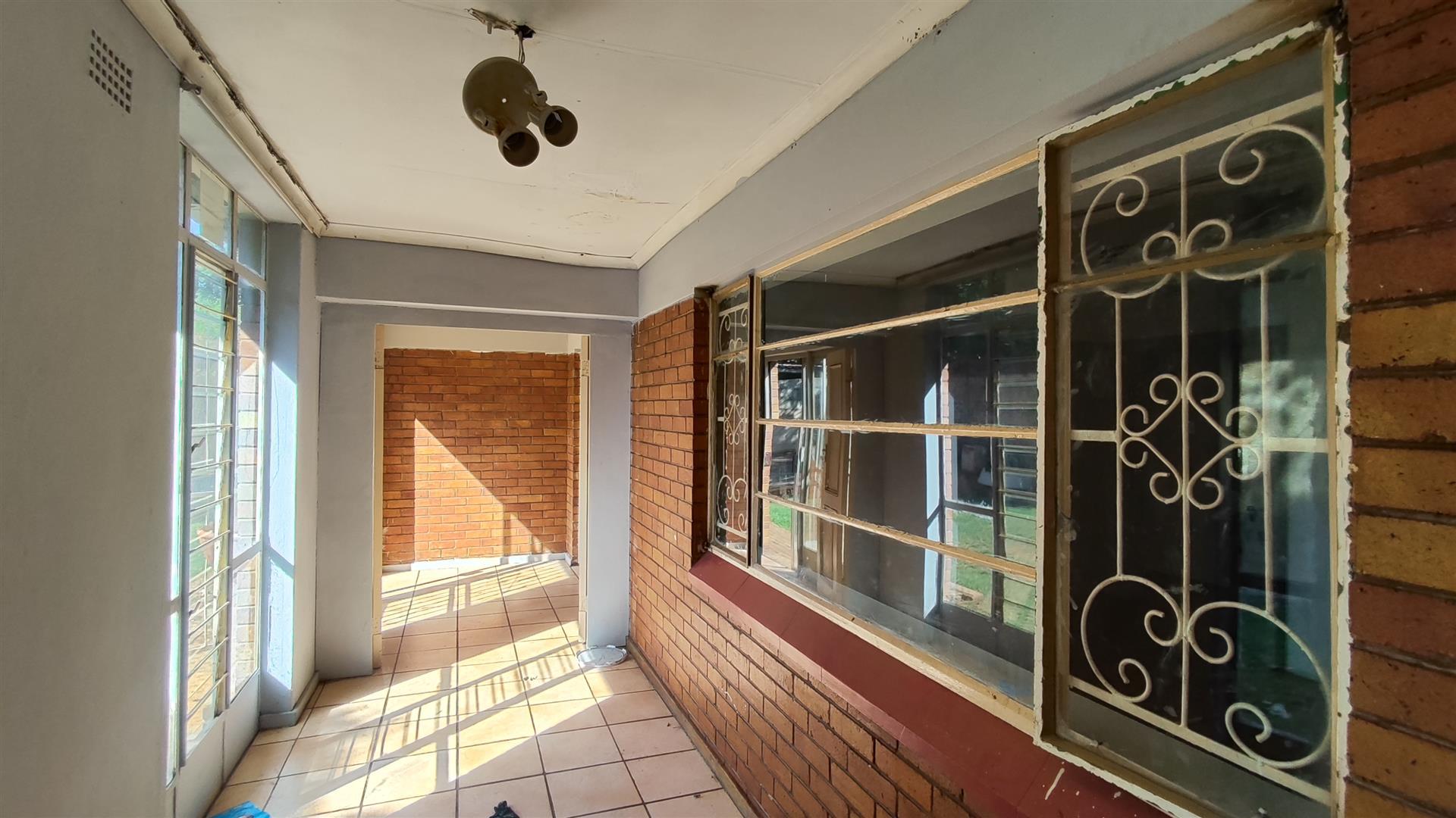 Patio - 10 square meters of property in Primrose Hill