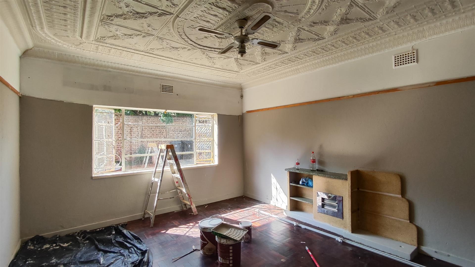 Lounges - 18 square meters of property in Primrose Hill