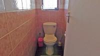 Guest Toilet - 2 square meters of property in Reservior Hills