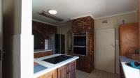 Kitchen - 14 square meters of property in Northcliff