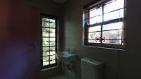 Main Bathroom - 5 square meters of property in Maroeladal