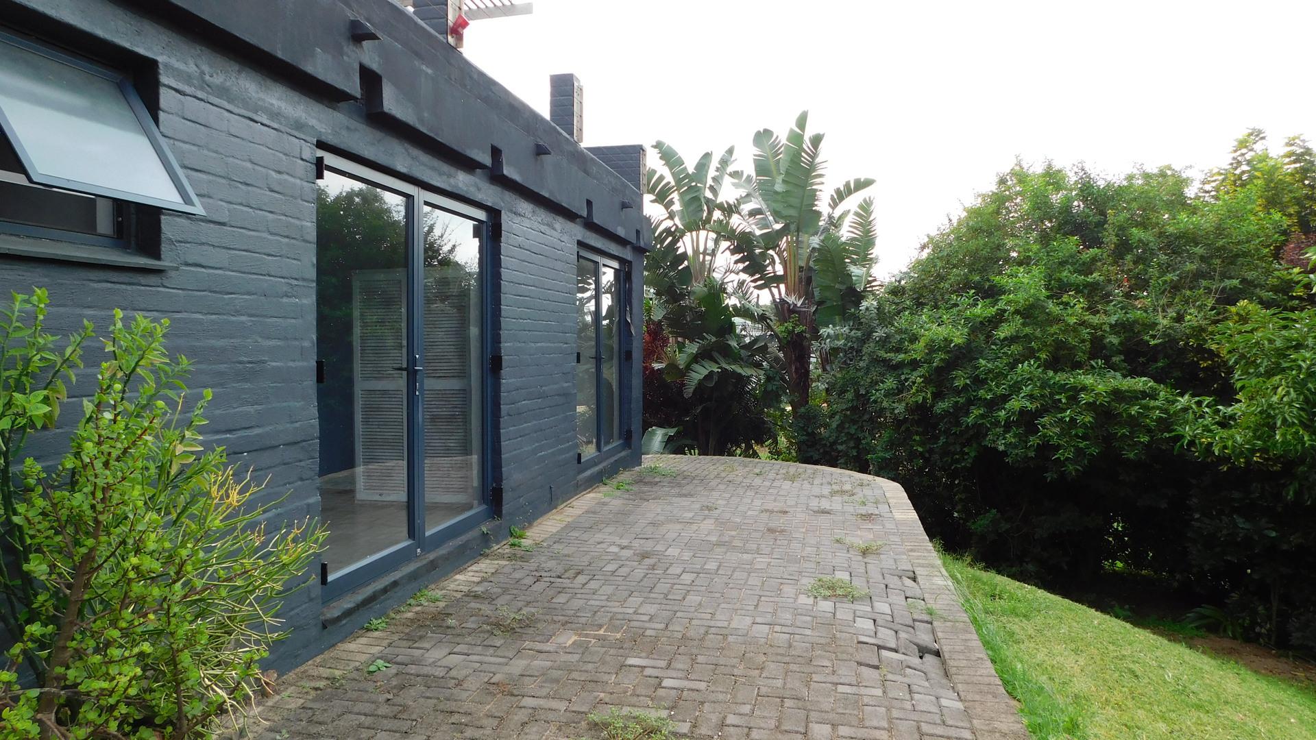 Standard Bank EasySell 4 Bedroom House for Sale in Glenmore