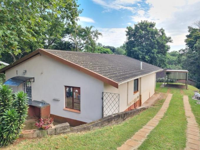 2 Bedroom House to Rent in Waterfall Property to rent MR