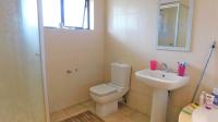 Bathroom 1 - 12 square meters of property in Palmiet