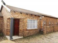 3 Bedroom 2 Bathroom Simplex for Sale for sale in Piet Retief