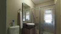 Bathroom 1 - 5 square meters of property in Edenburg - Jhb