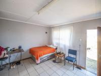 Rooms of property in Rini