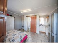 Rooms of property in Rini