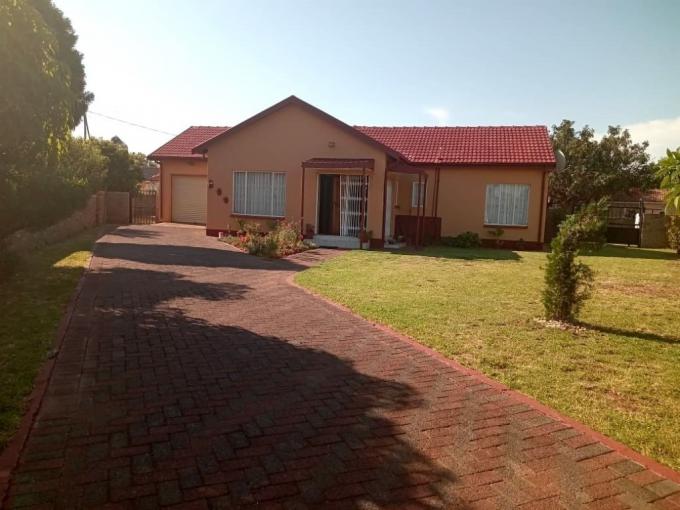 3 Bedroom House for Sale For Sale in Mogwase - MR623217