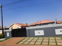 Front View of property in Protea Glen