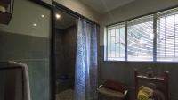 Main Bathroom - 9 square meters of property in Wierdapark