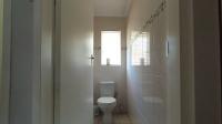 Bathroom 1 - 5 square meters of property in Wierdapark