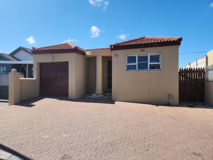 2 Bedroom House for Sale For Sale in Kuils River MR623309