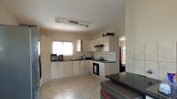 Kitchen - 19 square meters of property in Tyger Valley