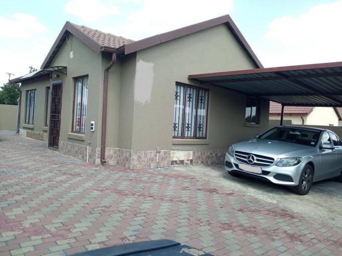 3 Bedroom Freehold Residence for Sale For Sale in Elandspoort - MR623412