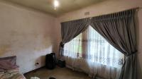 Bed Room 1 - 12 square meters of property in Birchleigh North