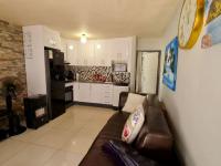 2 Bedroom 1 Bathroom Flat/Apartment for Sale for sale in Woodhaven 