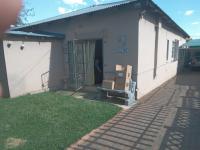  of property in Roodepoort North