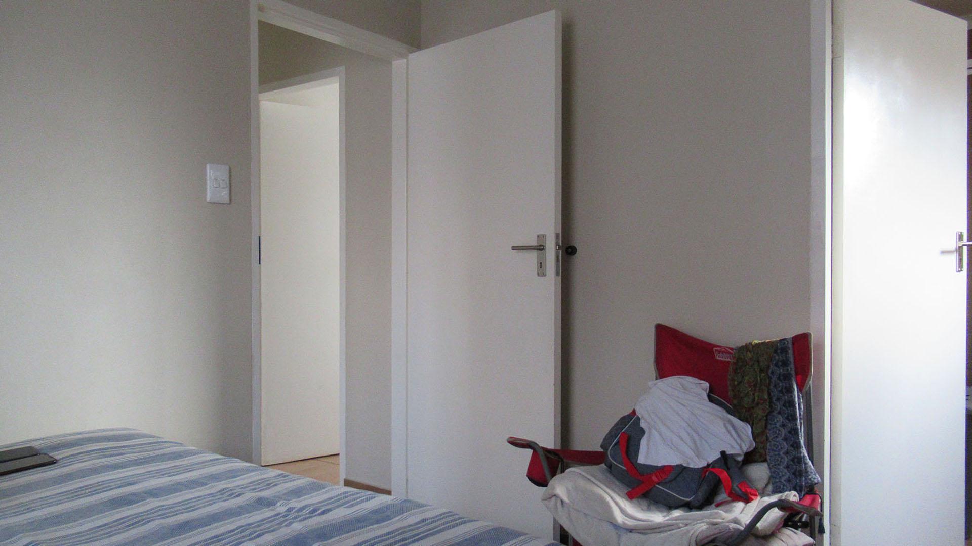 Main Bedroom - 9 square meters of property in Palm Ridge