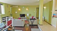Lounges - 19 square meters of property in Bulwer (Dbn)