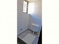 Bathroom 1 of property in Bulwer (Dbn)
