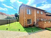  of property in Glenvista