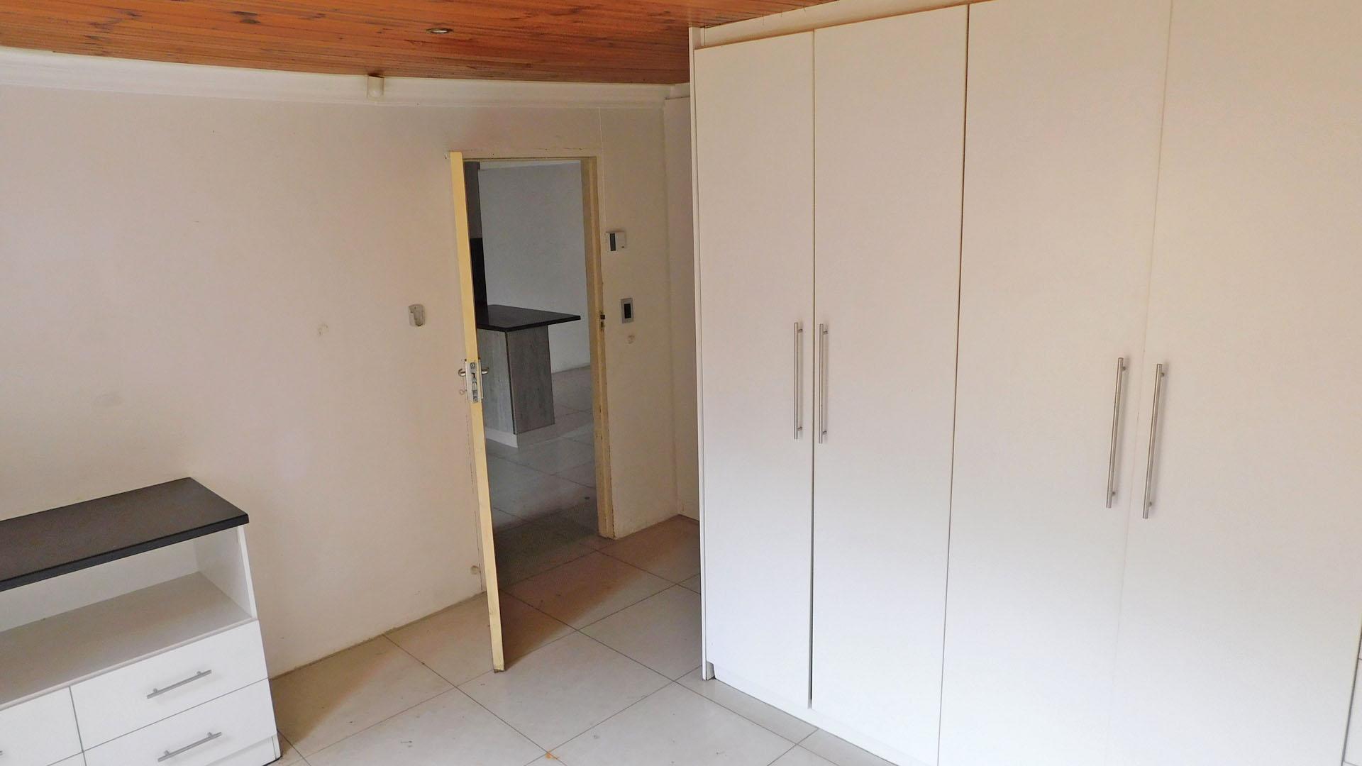 Main Bedroom - 16 square meters of property in Forest Haven