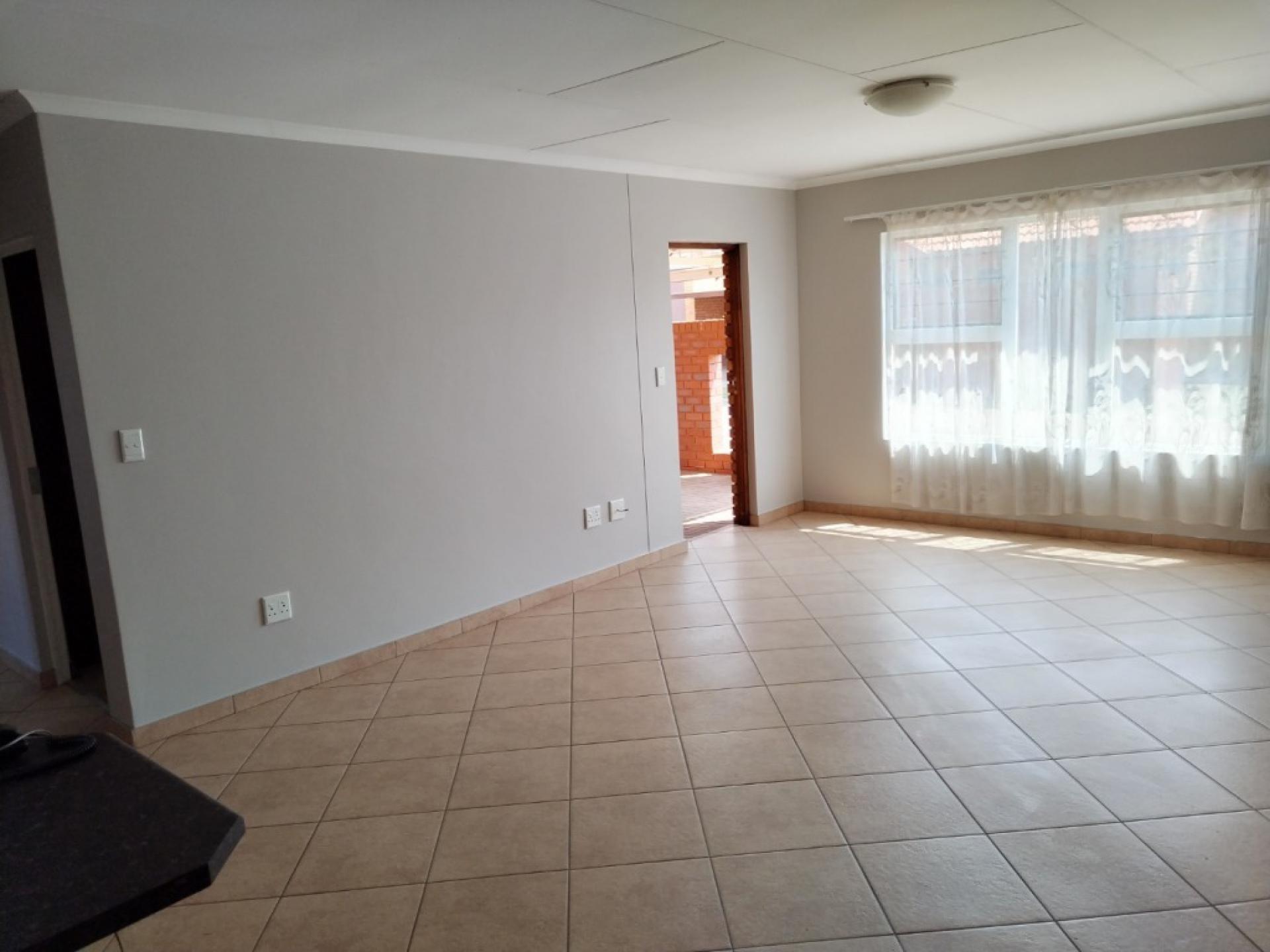  of property in Willow Park Manor