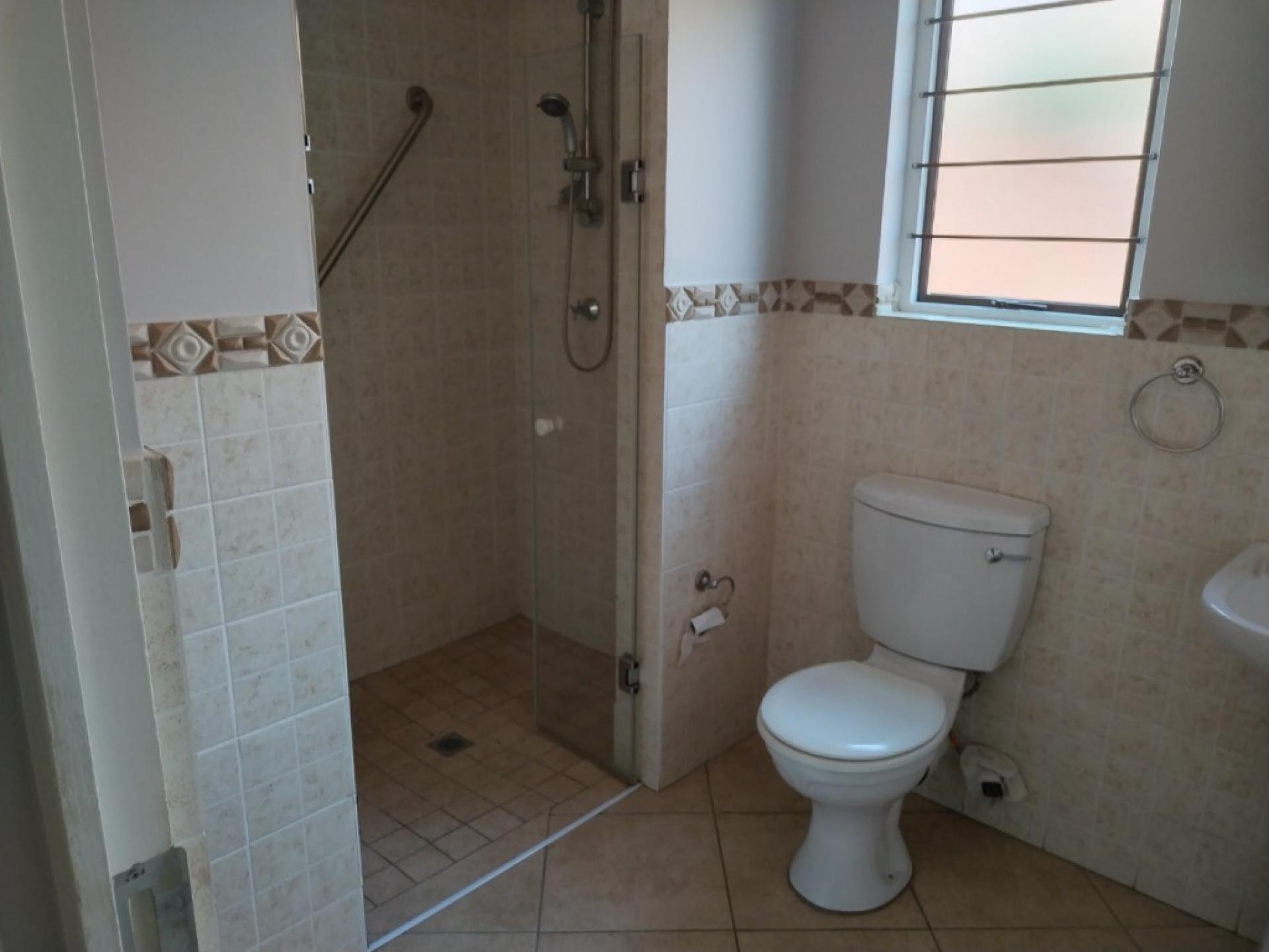  of property in Willow Park Manor