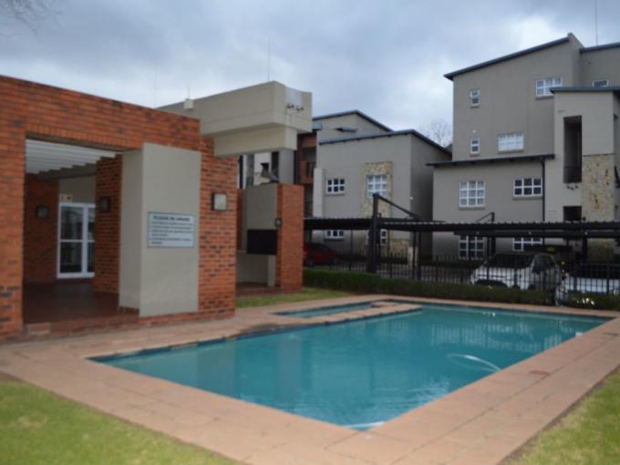 2 Bedroom Apartment to Rent in Lone Hill - Property to rent - MR623933