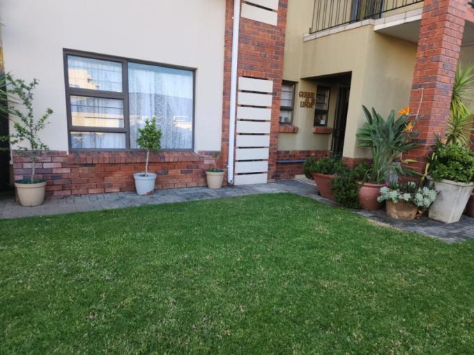 2 Bedroom Apartment for Sale For Sale in Waterval East - MR623968