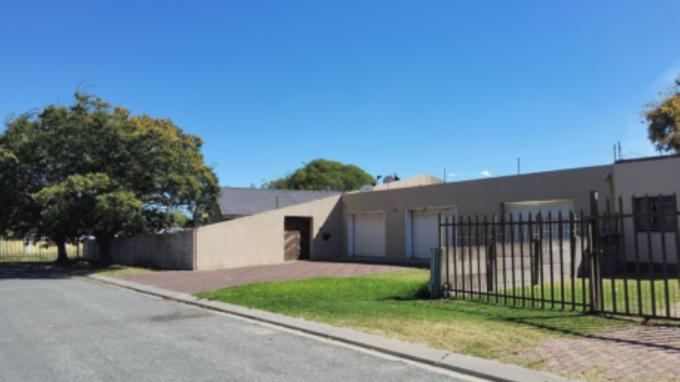 SA Home Loans Sale in Execution 4 Bedroom House for Sale in Secunda - MR623994