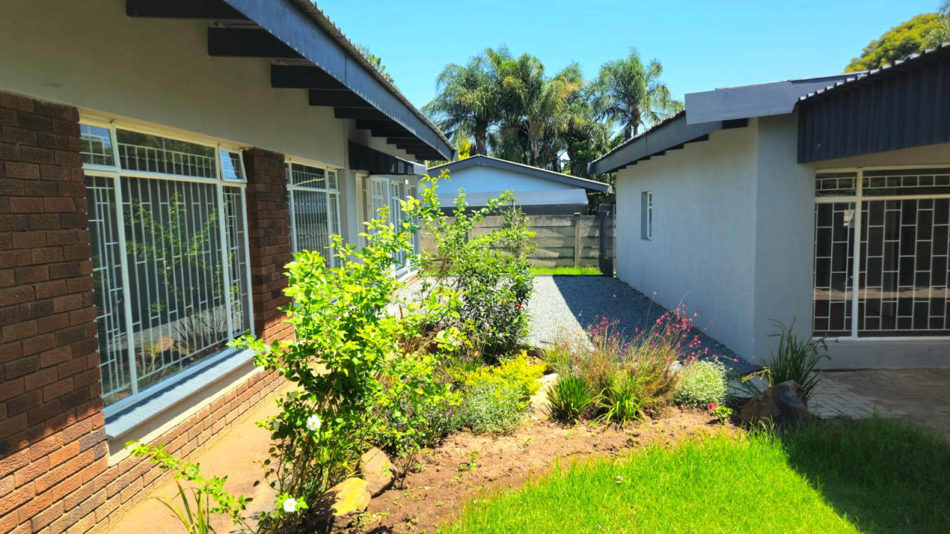 5 Bedroom House for Sale For Sale in Kilner park MR624002