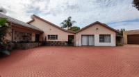 4 Bedroom 2 Bathroom House for Sale for sale in Flora Gardens