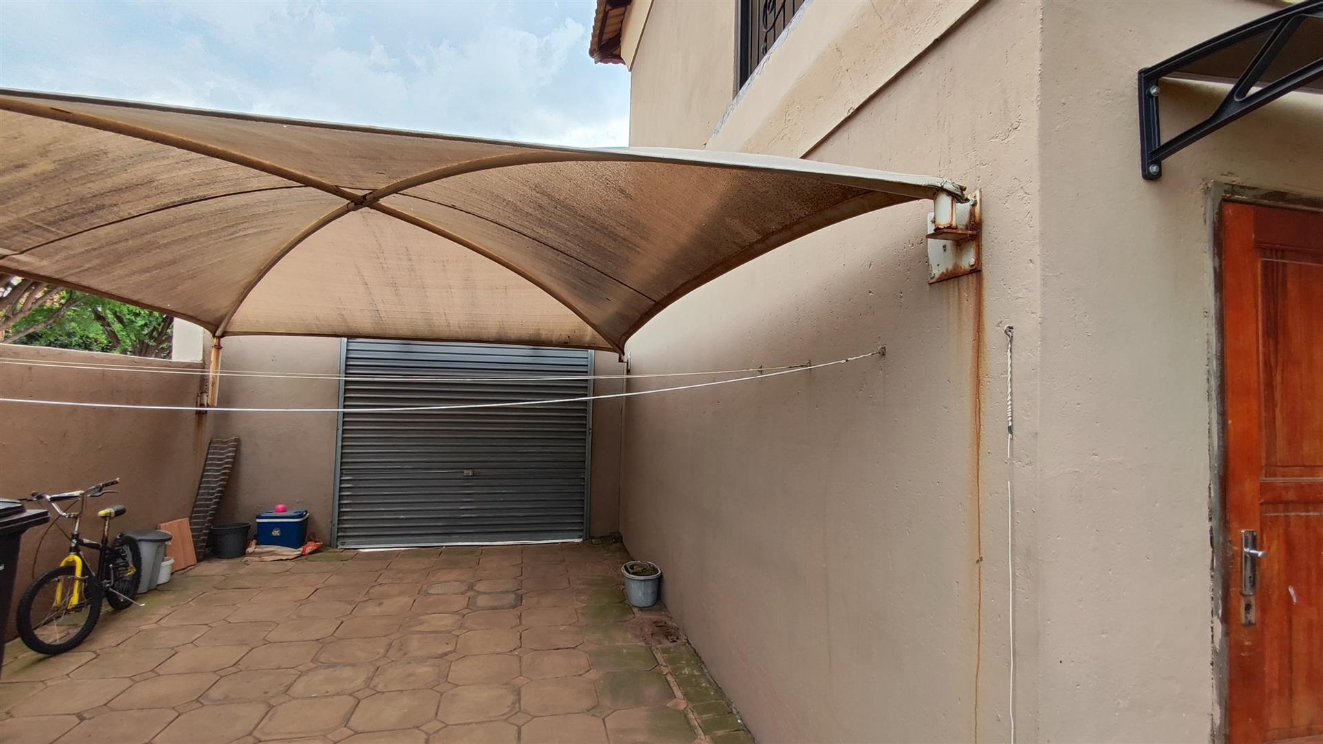 Backyard of property in Sonneveld