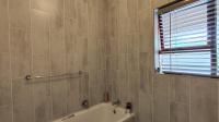 Bathroom 1 - 5 square meters of property in Sonneveld