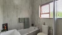 Main Bathroom - 6 square meters of property in Sonneveld